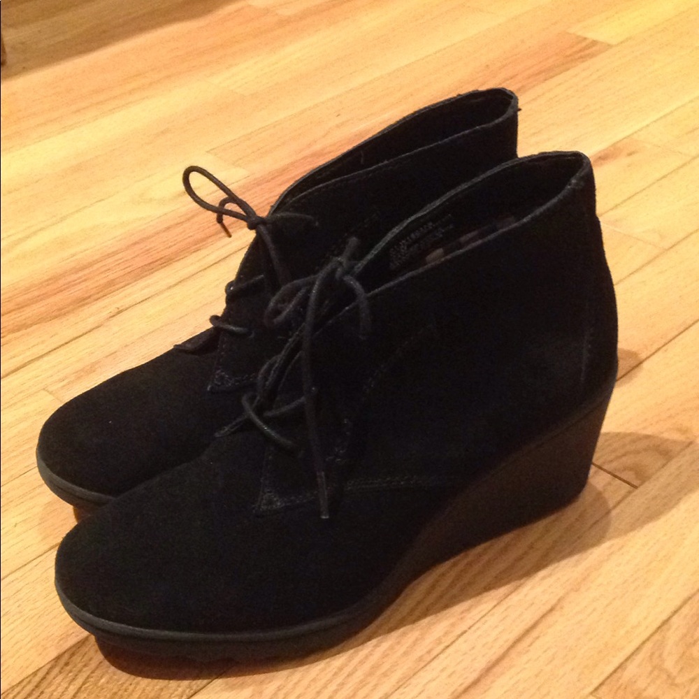 LAST CHANCE White Mountain Booties